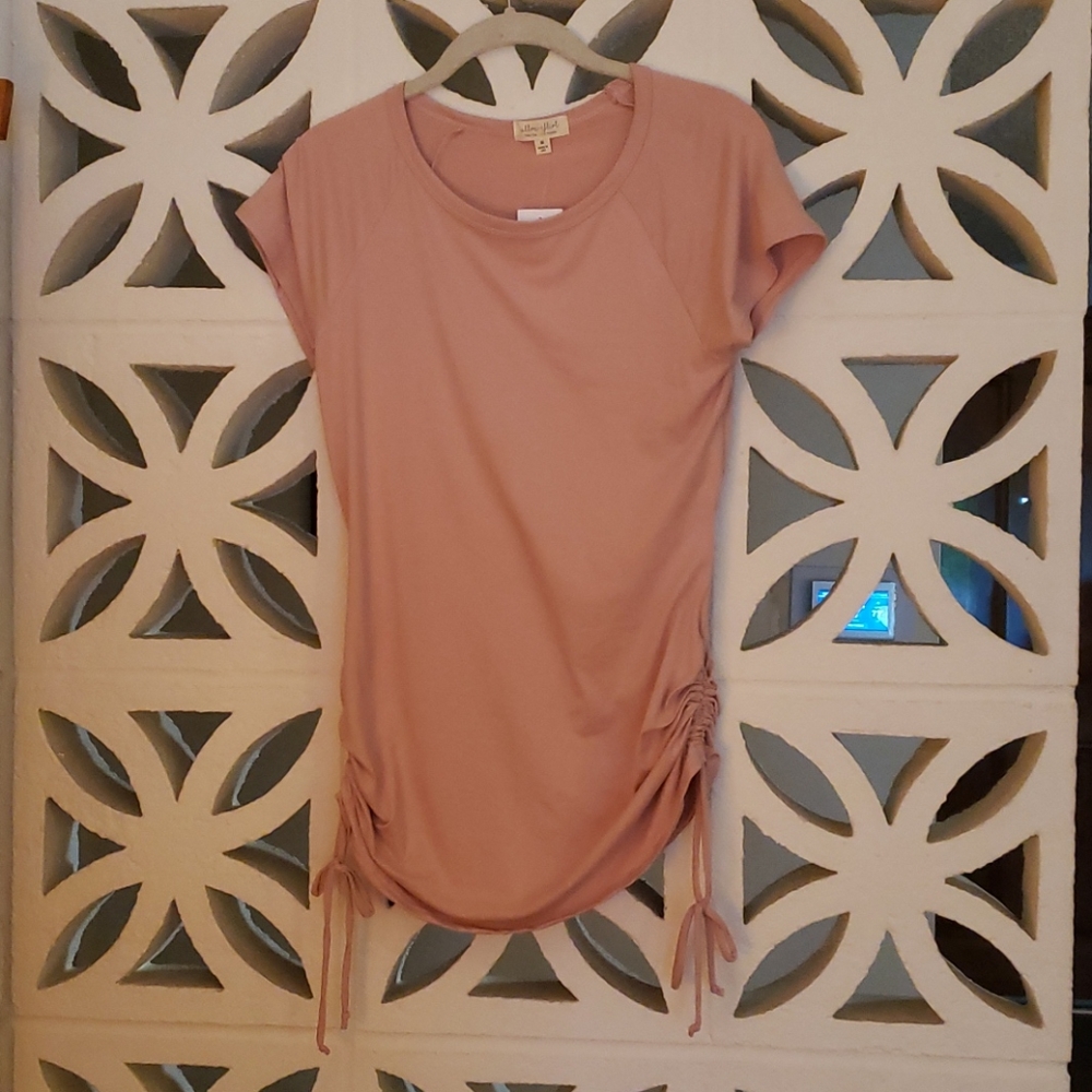 Pink Tshirt with rouged side ties
